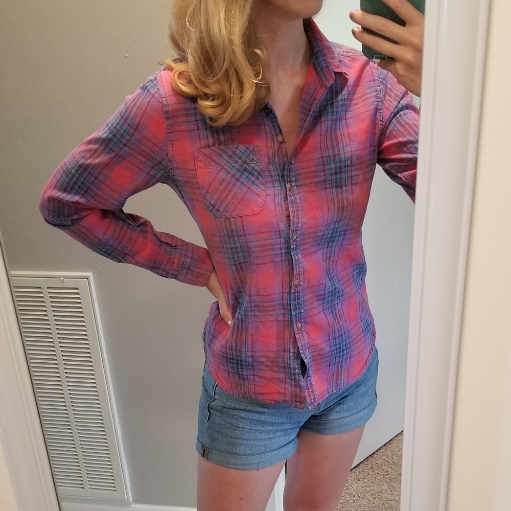 American Eagle plaid button down shirt - Picture 4 of 4